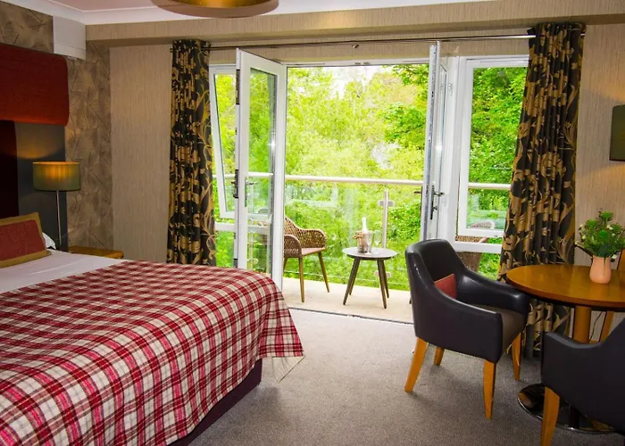 Craigmhor Lodge & Courtyard