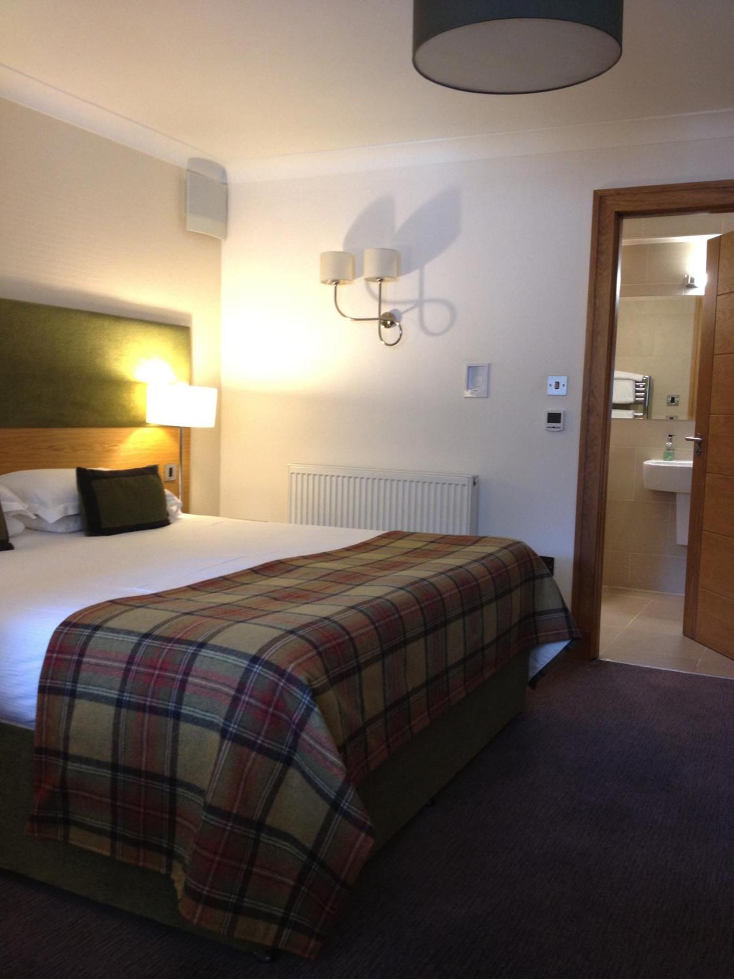 Craigmhor & Courtyard