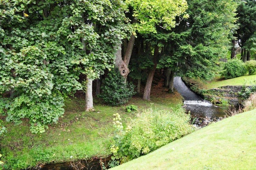 Craigmhor & Courtyard Landhaus *