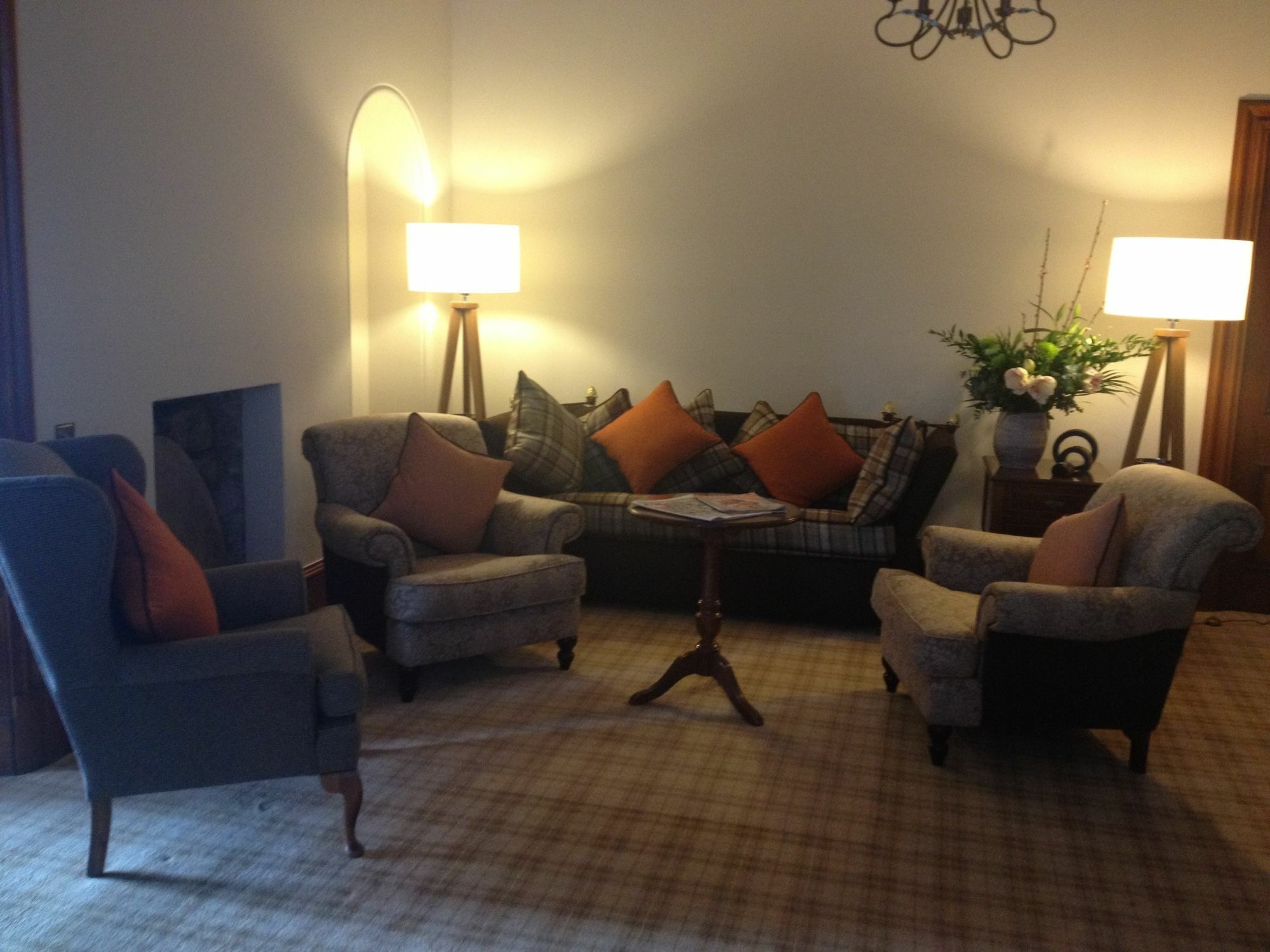 Craigmhor & Courtyard Landhaus