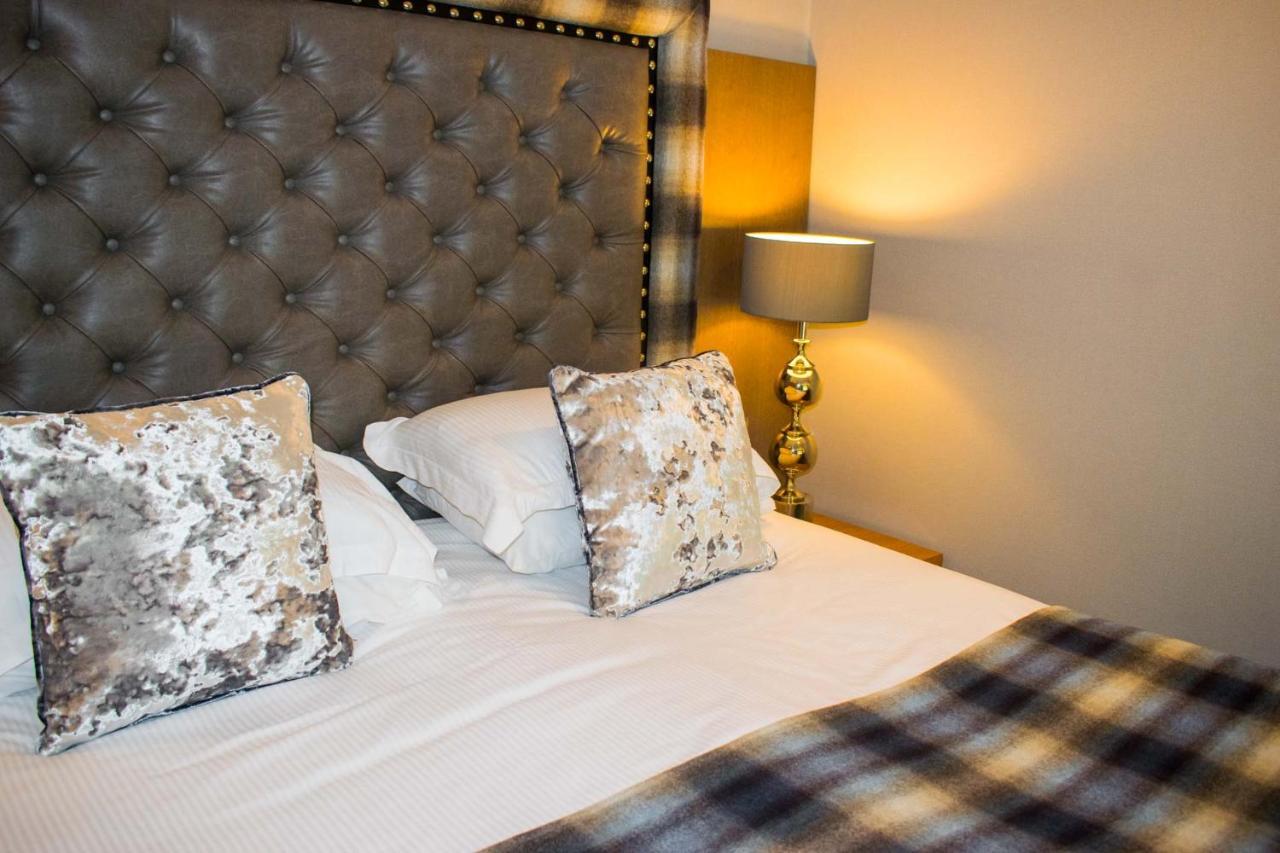 Craigmhor & Courtyard